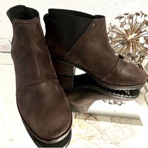 Sorel Cate Chelsea Waterproof Dark Brown Leather Ankle Booties Size 10